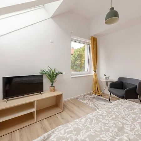 House Pr'španc * Ljubljana